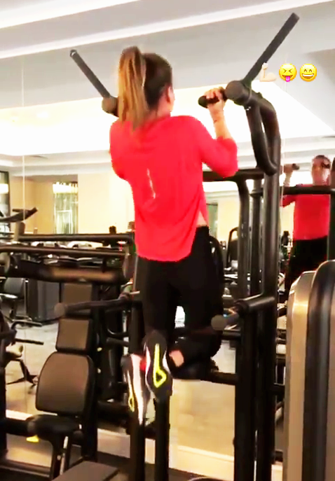 Simona in sala de forta - Copy